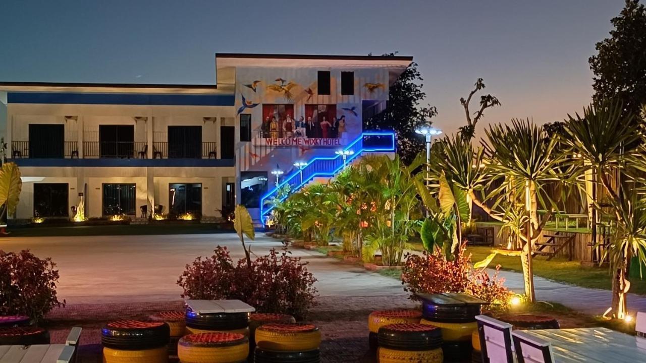 Wixky Hotel Nong Khai Habitación foto